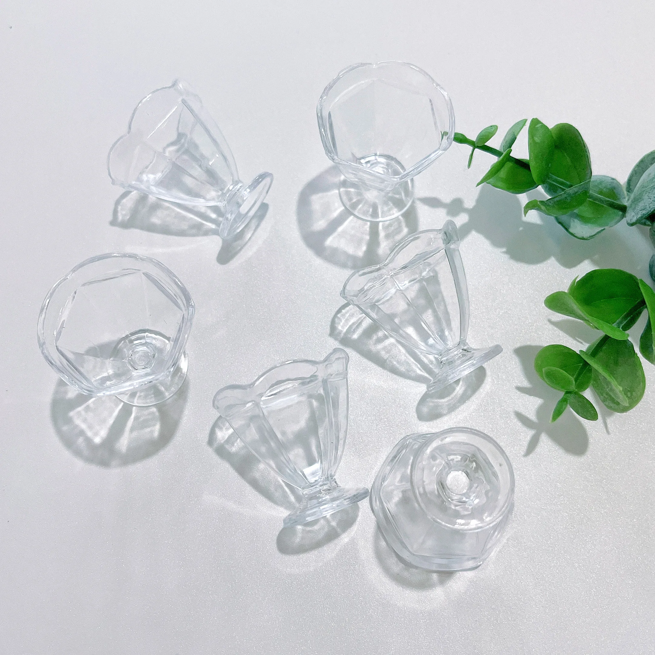 20 шт./лот поддельные Мини стеклянные модельные чашки DIY Имитация рукоделия прозрачная пластиковая идеальная чашка
20 шт./лот поддельные Мини стеклянные модельные чашки DIY Имитация рукоделия прозрачная пластиковая идеальная чашка