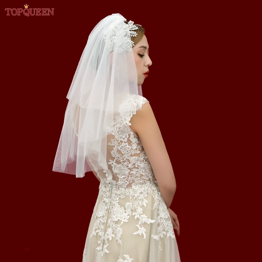 Фата свадебная TOPQUEEN V28 короткая, элегантная однотонная, двухслойная, мягкая, с передней и задней крышкой
Фата свадебная TOPQUEEN V28 короткая, элегантная однотонная, двухслойная, мягкая, с передней и задней крышкой