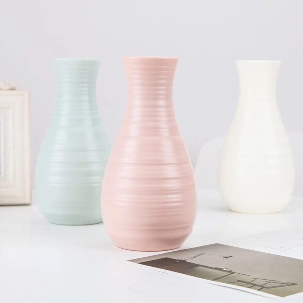 20cm*10.5cm size Hip shape plastic material vase Imitation Ceramic Flower vase&plastic flower vase for home decoration
20cm*10.5cm size Hip shape plastic material vase Imitation Ceramic Flower vase&plastic flower vase for home decoration