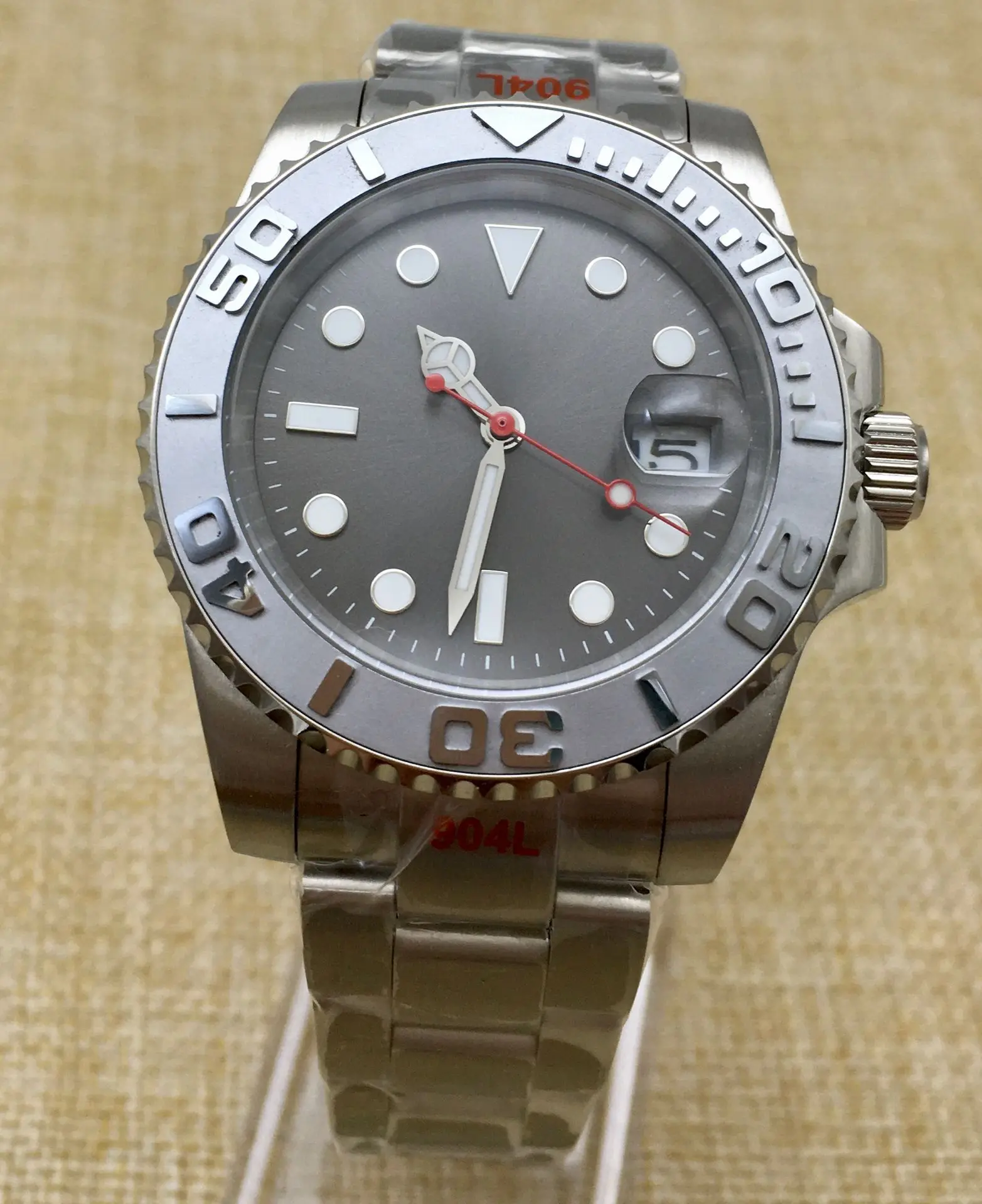 40MM Gray No LOGO Dial Ceramic Ring Men's Automatic Mechanical Watch Stainless Steel Silver
40MM Gray No LOGO Dial Ceramic Ring Men's Automatic Mechanical Watch Stainless Steel Silver