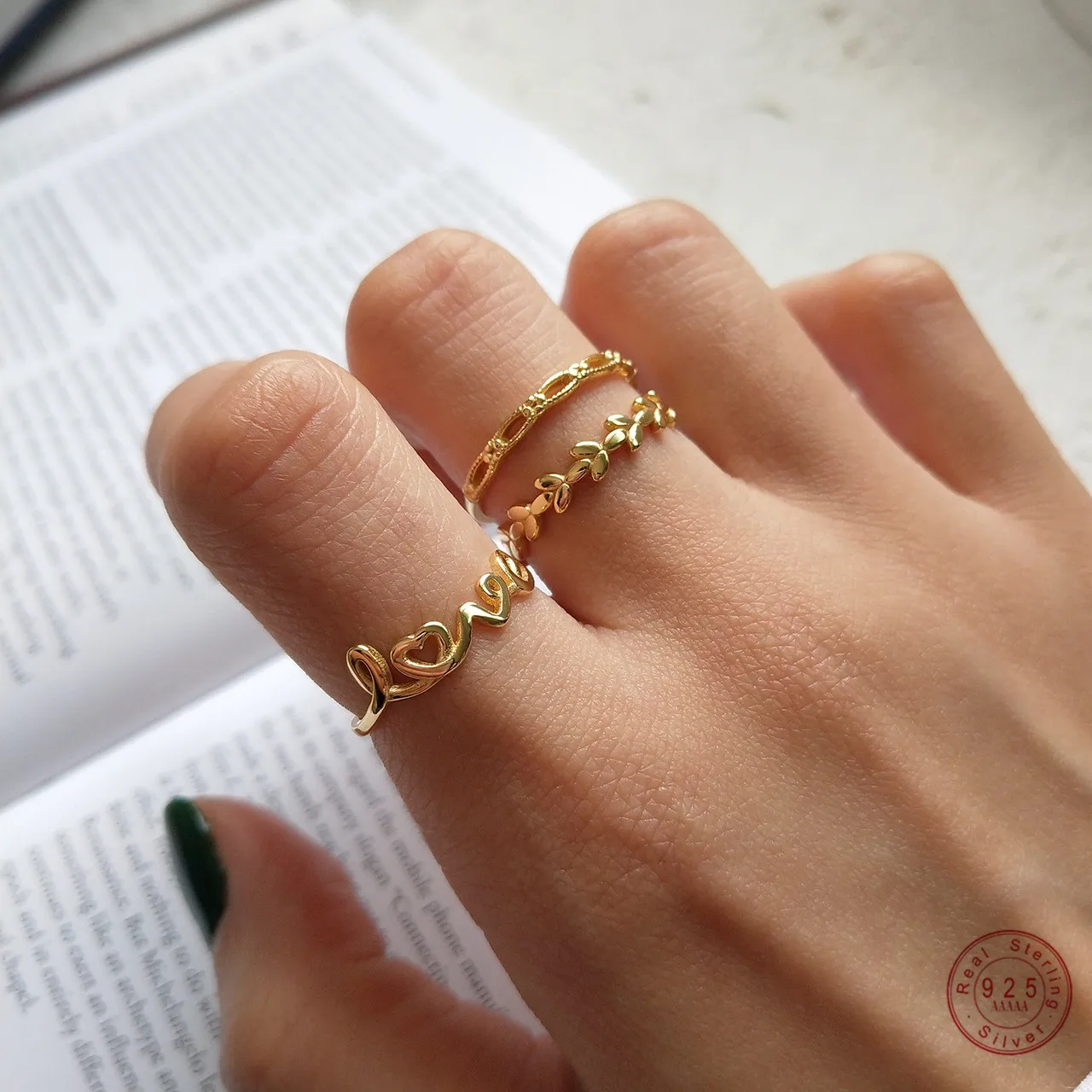 925 Sterling Silver Korean Version Simple LOVE Leaf Ring Women Small Cute Proposal Party Jewelry Girlfriend Gift
925 Sterling Silver Korean Version Simple LOVE Leaf Ring Women Small Cute Proposal Party Jewelry Girlfriend Gift