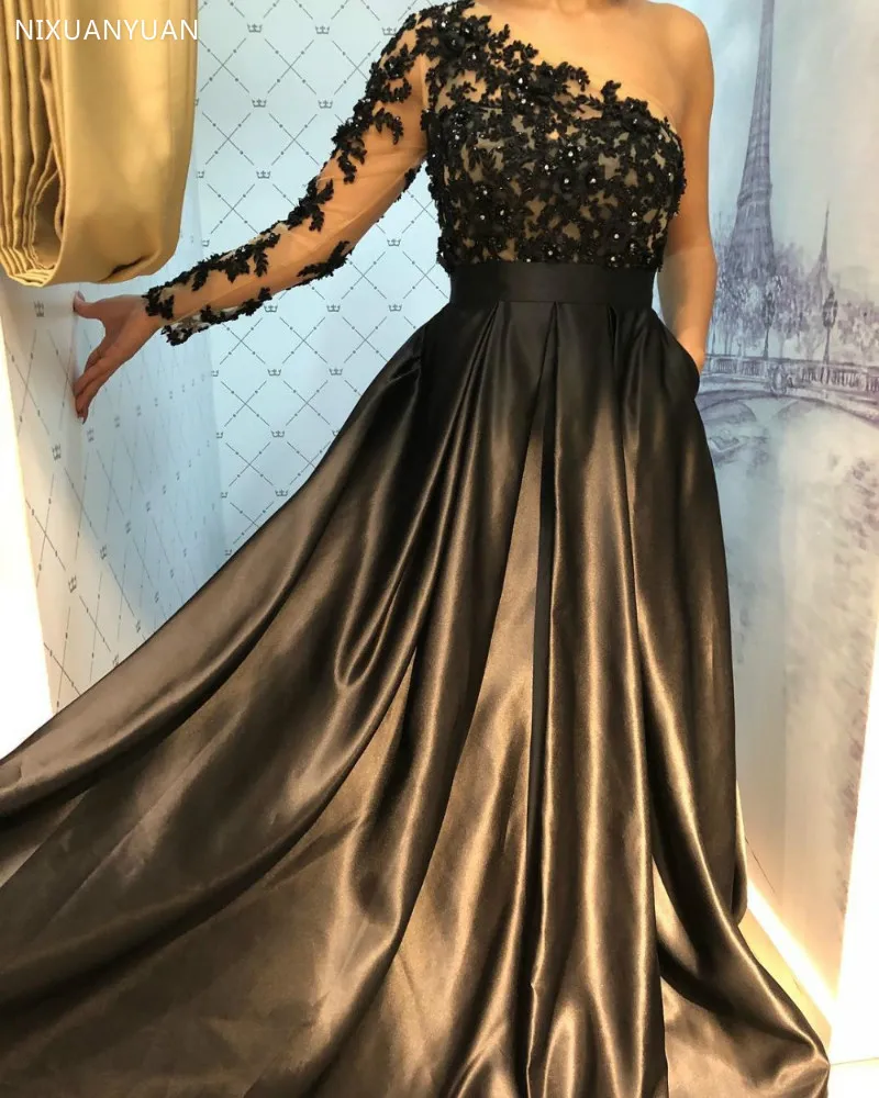Arabic Black Evening Dresses 2023 Dubai One Shoulder Lace Evening Gowns Long Dresses Evening Formal Dress for Women
Arabic Black Evening Dresses 2023 Dubai One Shoulder Lace Evening Gowns Long Dresses Evening Formal Dress for Women