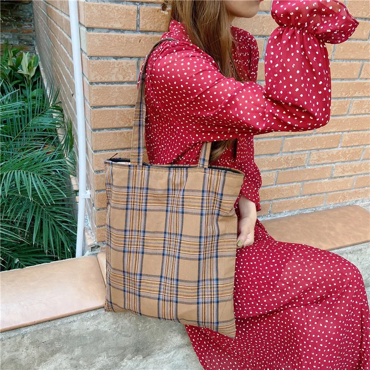 Women Foldable Reusable Shopping Bag Eco Handbag Beach Bag Big Capacity Casual Canvas Shoulder Bag cartoon shopper bag
Women Foldable Reusable Shopping Bag Eco Handbag Beach Bag Big Capacity Casual Canvas Shoulder Bag cartoon shopper bag
