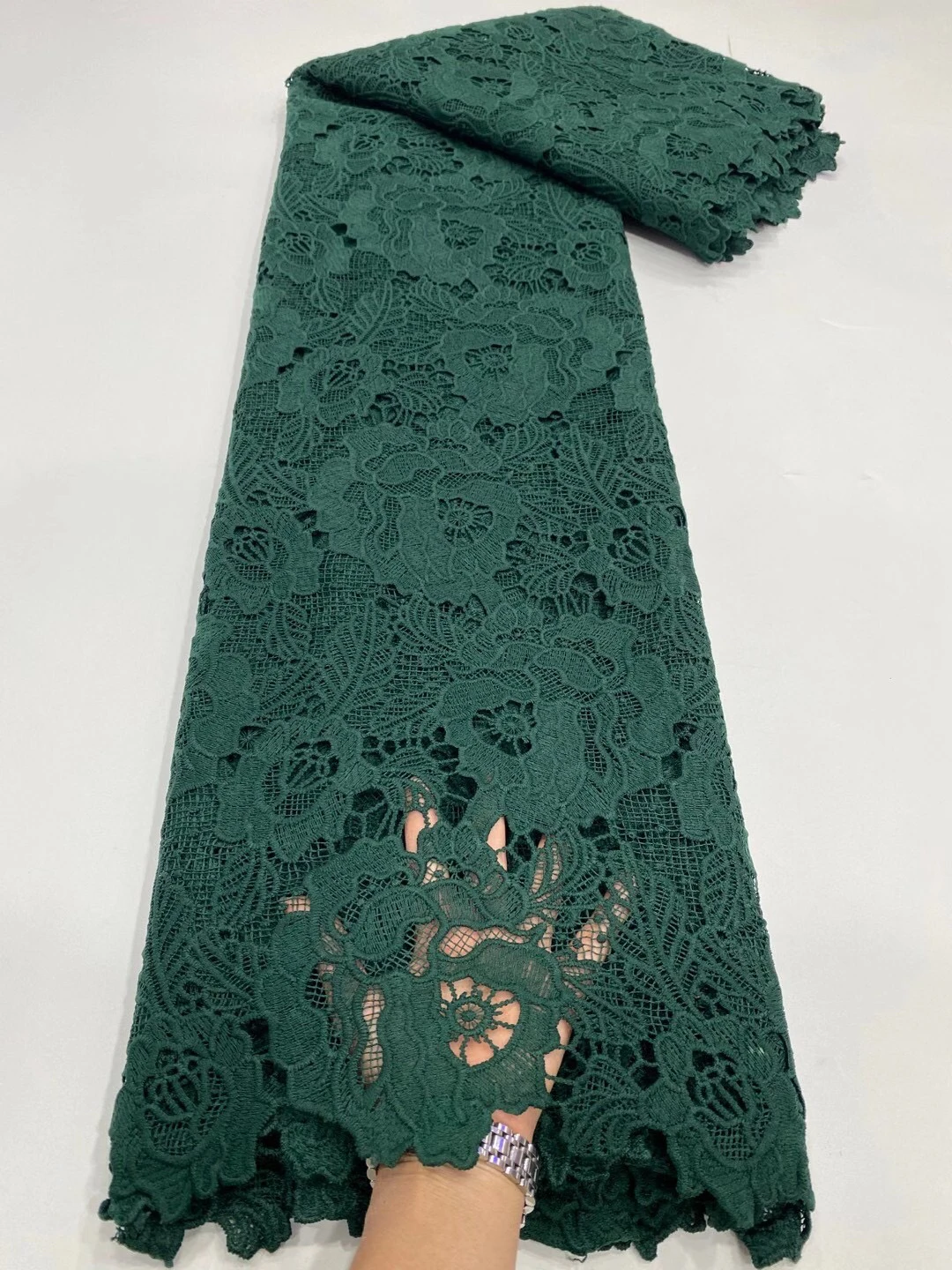 Dard Green Guipure Cord Lace High Quality Nigerian African Cord Lace Fabric Milk Silk lace Fabric For Party Material KDP20114
Dard Green Guipure Cord Lace High Quality Nigerian African Cord Lace Fabric Milk Silk lace Fabric For Party Material KDP20114
