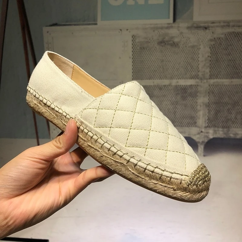 Women Flats Espadrilles Canvas Sewing Casual Genuine Leather Sheepskin Design High Quality Shoes Sneakers Women Plus Size 41 42
Women Flats Espadrilles Canvas Sewing Casual Genuine Leather Sheepskin Design High Quality Shoes Sneakers Women Plus Size 41 42