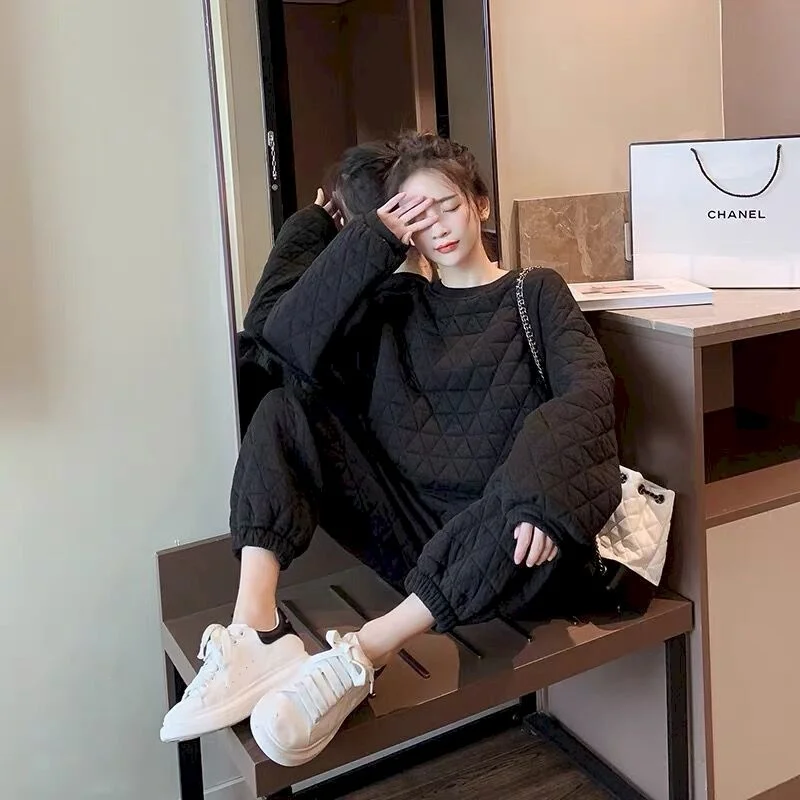 Winter Clothes Woman 2 Piece Sets Long Sleeve Tops Casual Pants Conjuntos De Mujer Streetwear Vintage Sweatshirt Trousers Suit
Winter Clothes Woman 2 Piece Sets Long Sleeve Tops Casual Pants Conjuntos De Mujer Streetwear Vintage Sweatshirt Trousers Suit