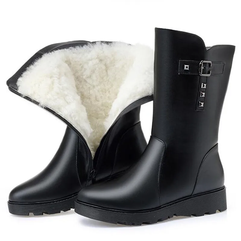2023 New Winter Women Genuine Leather Wool Boots Comfortable Warm Mid Boot Non-slip Wear Flat Boots Cotton Snow Boots Large Size
2023 New Winter Women Genuine Leather Wool Boots Comfortable Warm Mid Boot Non-slip Wear Flat Boots Cotton Snow Boots Large Size