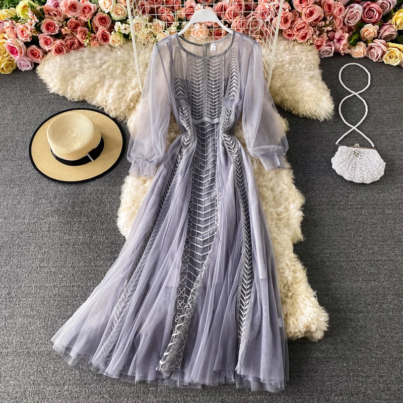 2021 New Summer Dress Woman Solid Chic French Gauze Robe De Soiree Temperament Long Sleeves Slim Female Lace Vestidos Elegant
2021 New Summer Dress Woman Solid Chic French Gauze Robe De Soiree Temperament Long Sleeves Slim Female Lace Vestidos Elegant
