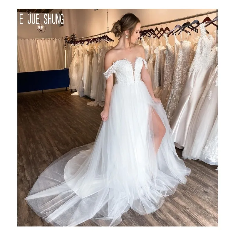 E JUE SHUNG White Boho Wedding Dresses Off Shoulder Sexy High Split Appliques Beach Bride Dresses Lace Up Back Bridal Gowns
E JUE SHUNG White Boho Wedding Dresses Off Shoulder Sexy High Split Appliques Beach Bride Dresses Lace Up Back Bridal Gowns