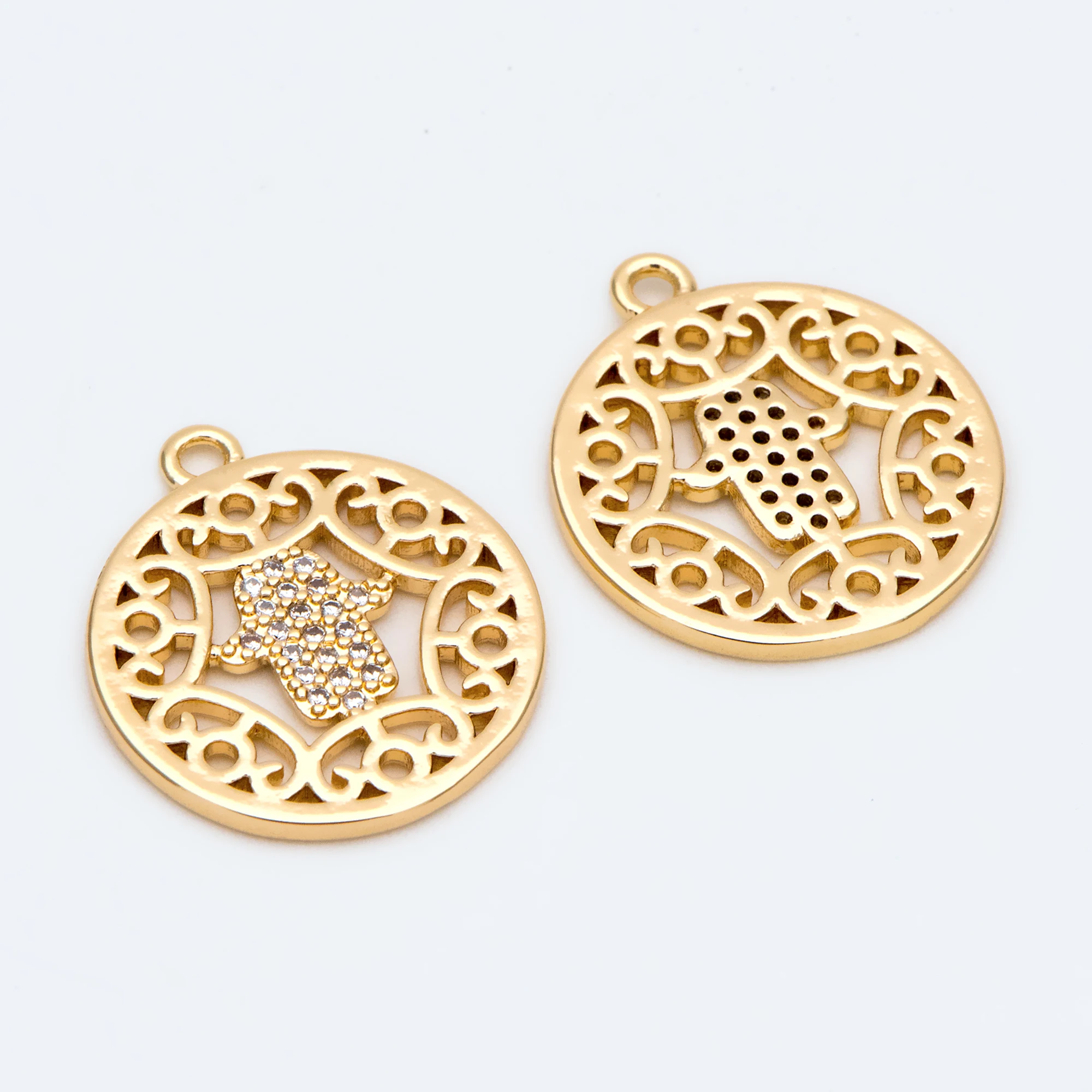 4pcs CZ Paved Gold Hand Round hollow Charms, 18K Gold plated Brass Pendants (GB-2536)
4pcs CZ Paved Gold Hand Round hollow Charms, 18K Gold plated Brass Pendants (GB-2536)