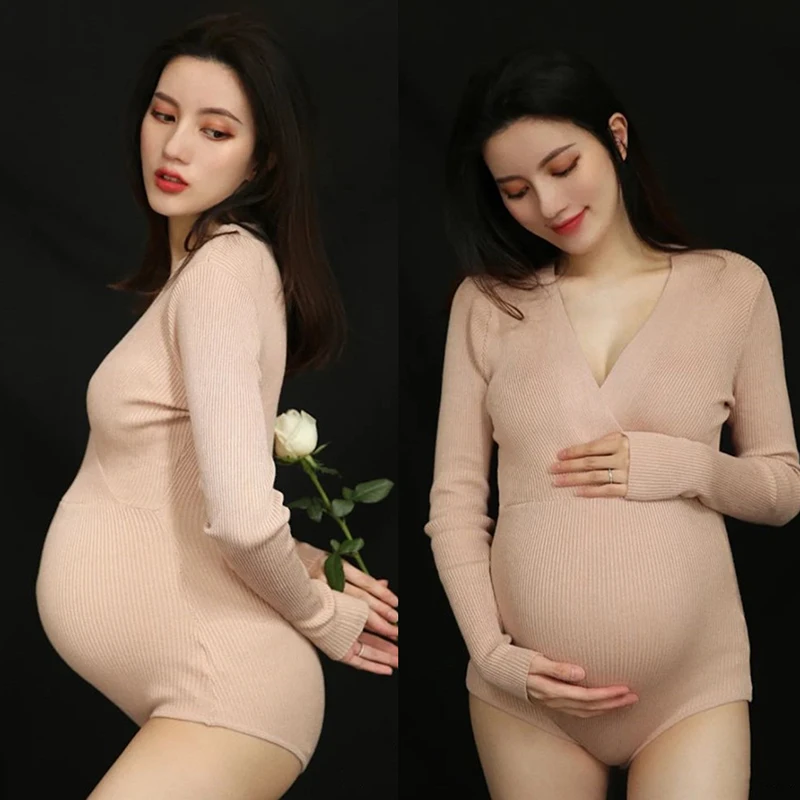 MOMLUVBB Nake Pink Slim Maternity Dresses For Photo Shoot Knitted V-Neck Photography Dresses Sexy Clothes Pregnant Women Dress
MOMLUVBB Nake Pink Slim Maternity Dresses For Photo Shoot Knitted V-Neck Photography Dresses Sexy Clothes Pregnant Women Dress