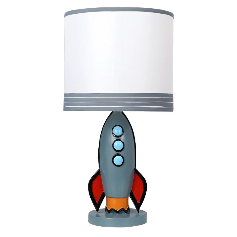 Новый детский прикроватный светильник Rocket для спальни, милый мультяшный светодиодный настольный светильник для защиты глаз в студенческой комнате
Новый детский прикроватный светильник Rocket для спальни, милый мультяшный светодиодный настольный светильник для защиты глаз в студенческой комнате