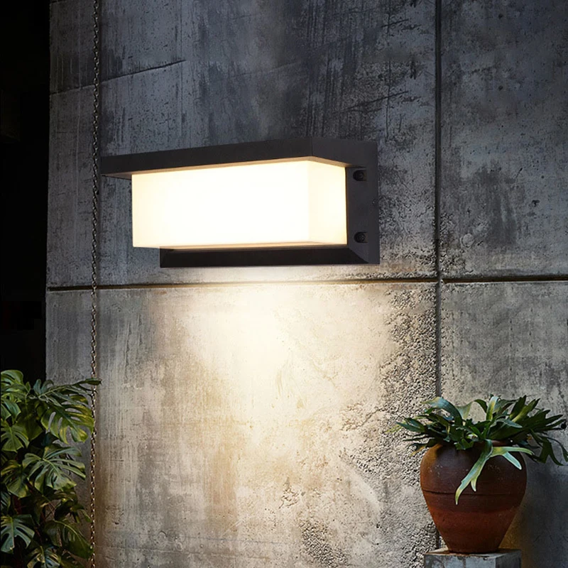 Nordic modern LED IP65 waterproof wall lamp Aluminum lamp body and acrylic lampshade indoor home garden courtyard fence decor
Nordic modern LED IP65 waterproof wall lamp Aluminum lamp body and acrylic lampshade indoor home garden courtyard fence decor