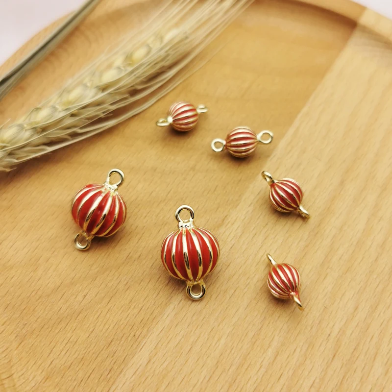 MuhNa 10PCS 8MM 12MM Gold Color Plated China Red Double Hole Lantern Charms Connctors Diy Jewelry Accessories High Quality
MuhNa 10PCS 8MM 12MM Gold Color Plated China Red Double Hole Lantern Charms Connctors Diy Jewelry Accessories High Quality