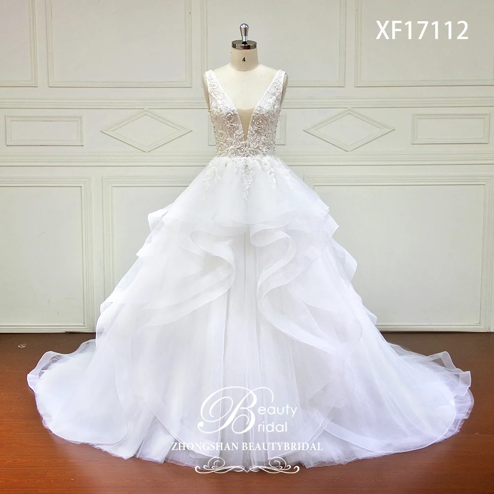 Vestido De Noiva V-Neck Princess Wedding Dresses Lace Appliques Beaded Ball Gown Bridal Gown Plus Size Wedding Dress XF17112
Vestido De Noiva V-Neck Princess Wedding Dresses Lace Appliques Beaded Ball Gown Bridal Gown Plus Size Wedding Dress XF17112