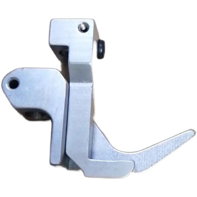DURKOPP 667 967 969 Unilateral presser foot leather special presser foot smooth bottom feet
DURKOPP 667 967 969 Unilateral presser foot leather special presser foot smooth bottom feet