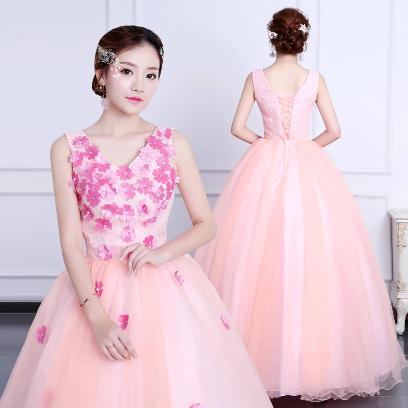 Pink V-Neck Quinceanera Dresses Appliques Vintage Ball Gown Lace up back Long Vestidos Sweet 16 years Party Prom
Pink V-Neck Quinceanera Dresses Appliques Vintage Ball Gown Lace up back Long Vestidos Sweet 16 years Party Prom