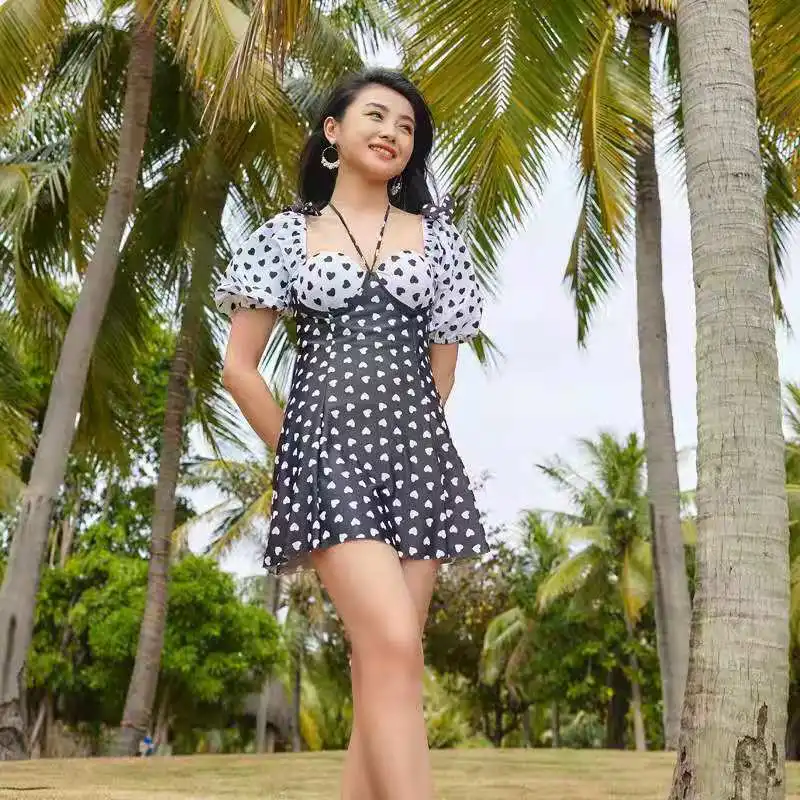SANQi female swimsuit One-Piece Skirt Covering Belly Thin Conservative Small Chest Gathering Sweet Sexy Hot Spring Swimwear
SANQi female swimsuit One-Piece Skirt Covering Belly Thin Conservative Small Chest Gathering Sweet Sexy Hot Spring Swimwear