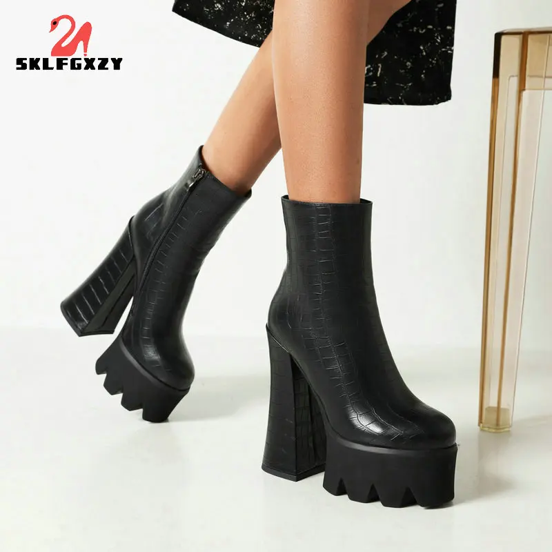 New Handmade Women Platform Ankle Modern Boots Zipper Chunky Heels Round Toe Gorgeous Party Shoes
New Handmade Women Platform Ankle Modern Boots Zipper Chunky Heels Round Toe Gorgeous Party Shoes