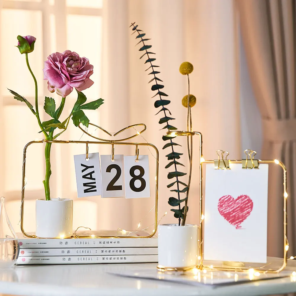 Nordic Style Rose Golden Metal Art Wire Vases For Flowerpot Wedding Home Decoration Accessories For Living Room Flower Vase
Nordic Style Rose Golden Metal Art Wire Vases For Flowerpot Wedding Home Decoration Accessories For Living Room Flower Vase