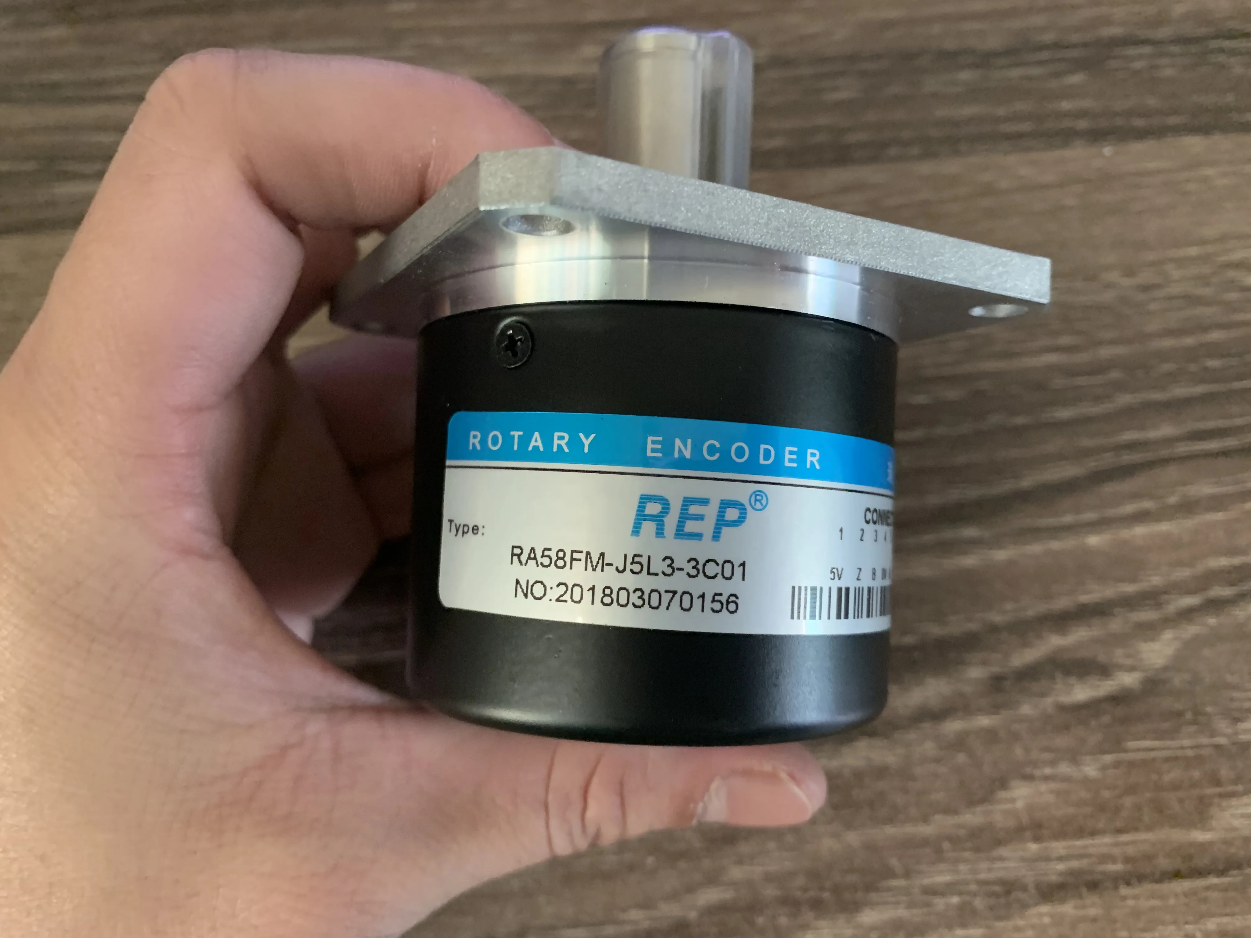 ZSF6215-007Cw-1024BZ3-5L New Original rep incremental encoder RA58FM-J5L3-3C01 DC5V
ZSF6215-007Cw-1024BZ3-5L New Original rep incremental encoder RA58FM-J5L3-3C01 DC5V