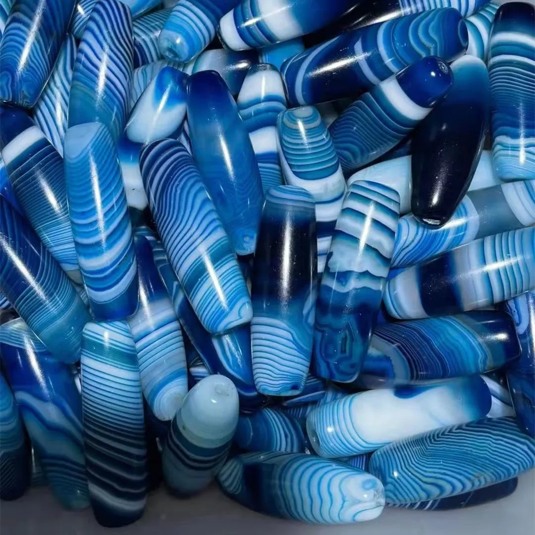 100Pcs/Lot High Quality Beautiful Natural Pattern Noble Mysterious Blue Striped Agate Beads Loose Jewelry DIY Material
100Pcs/Lot High Quality Beautiful Natural Pattern Noble Mysterious Blue Striped Agate Beads Loose Jewelry DIY Material