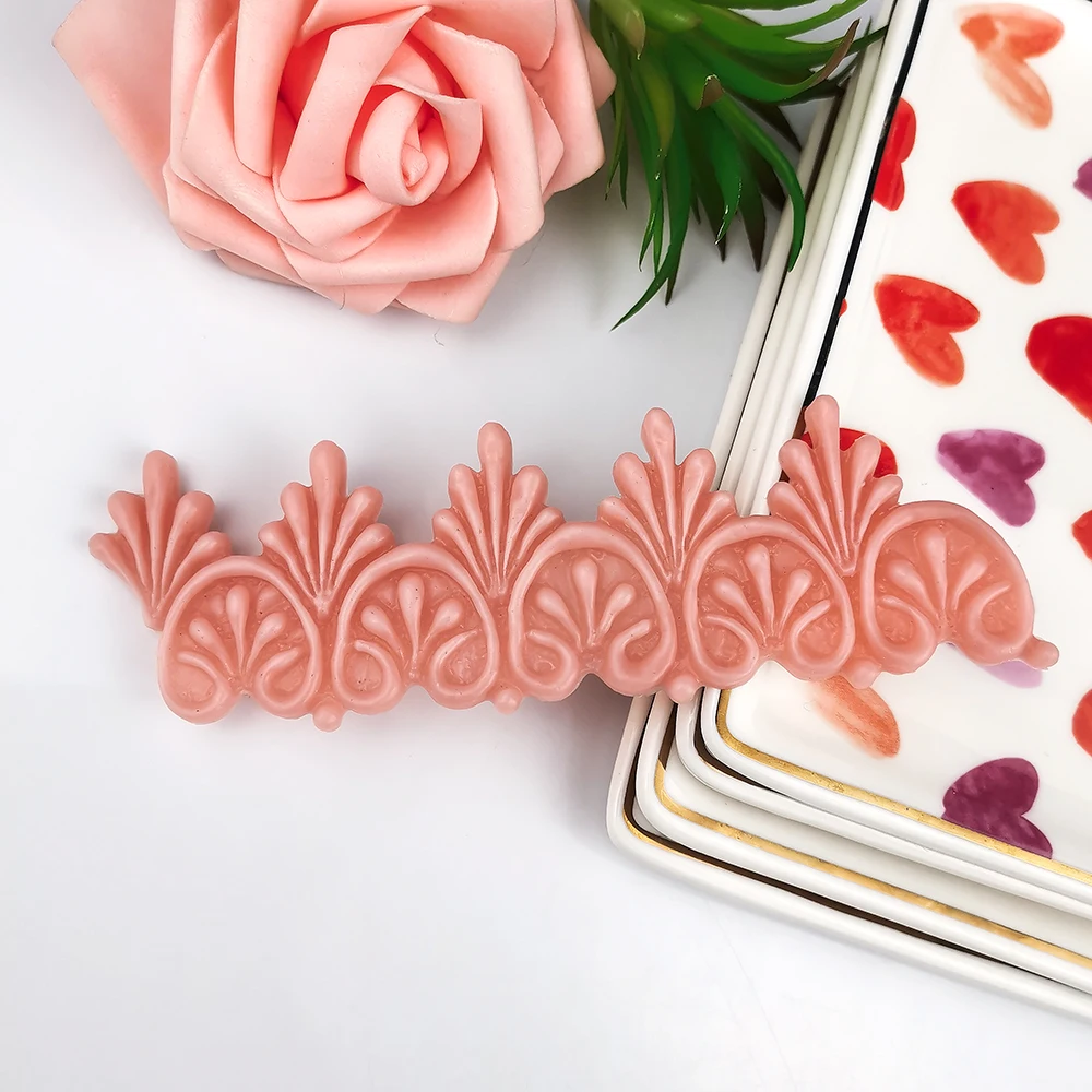 3D Lace Mat Paisley Pattern Fondant Cake Mousse Sugarcraft Bake Silicone Mold DIY Handmade Mould Home Decoration DIY Crafts
3D Lace Mat Paisley Pattern Fondant Cake Mousse Sugarcraft Bake Silicone Mold DIY Handmade Mould Home Decoration DIY Crafts