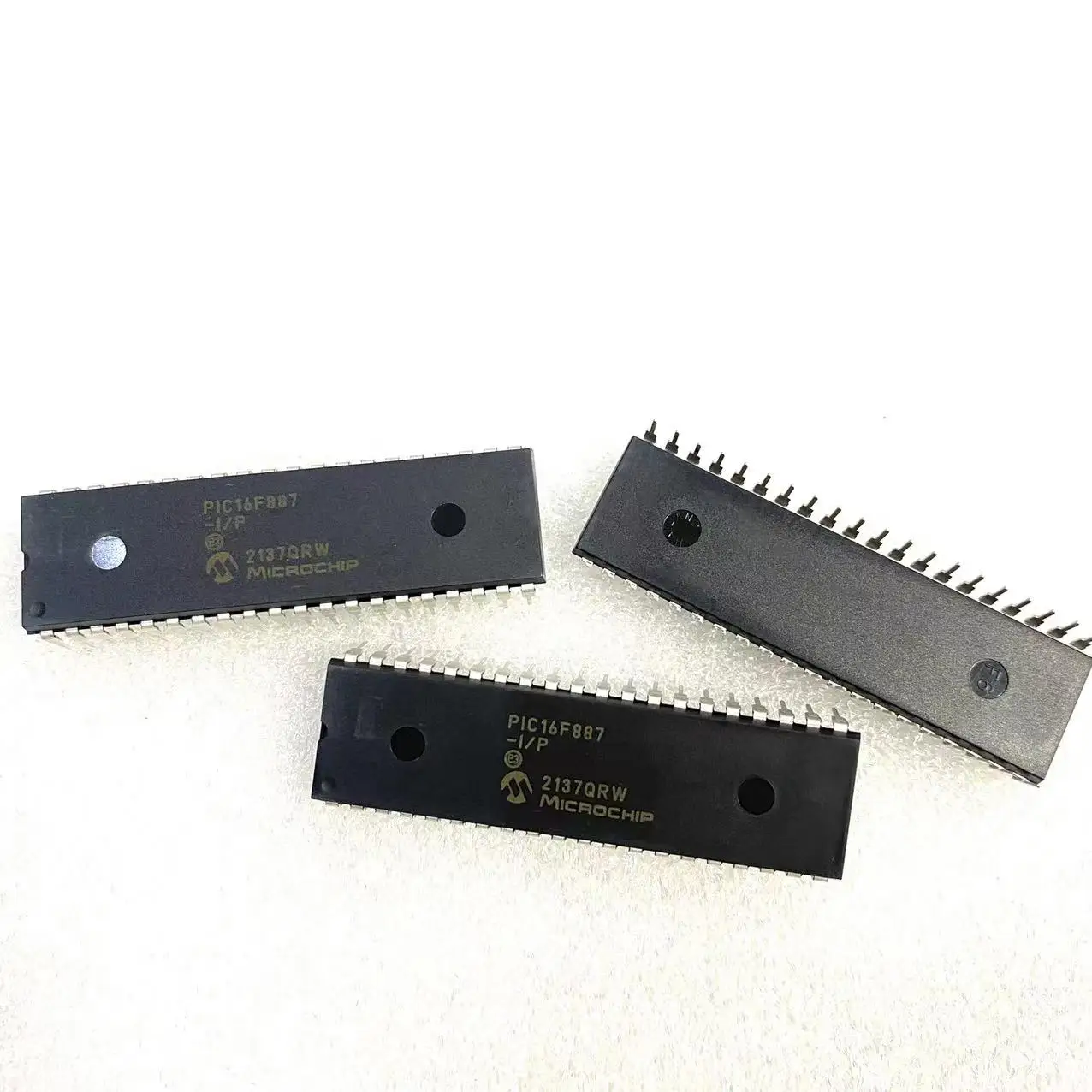 PIC16F887 Free shipping 10PCS new original 16F 887Quality assurance PIC16F887-IP
PIC16F887 Free shipping 10PCS new original 16F 887Quality assurance PIC16F887-IP