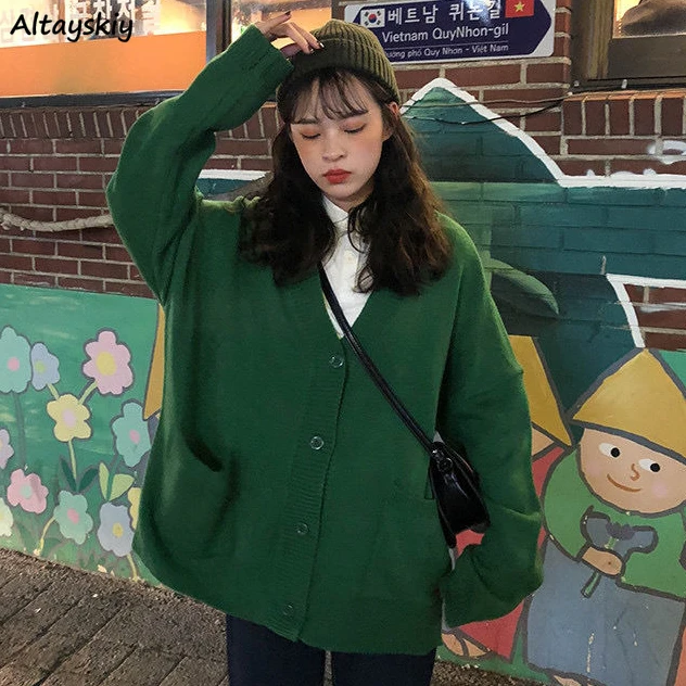 Kintted Cardigans Women Gentle Solid Pockets Single Breasted V-neck Tops Fashion Casual Ulzzang Streetwear females Autumn Retro
Kintted Cardigans Women Gentle Solid Pockets Single Breasted V-neck Tops Fashion Casual Ulzzang Streetwear females Autumn Retro