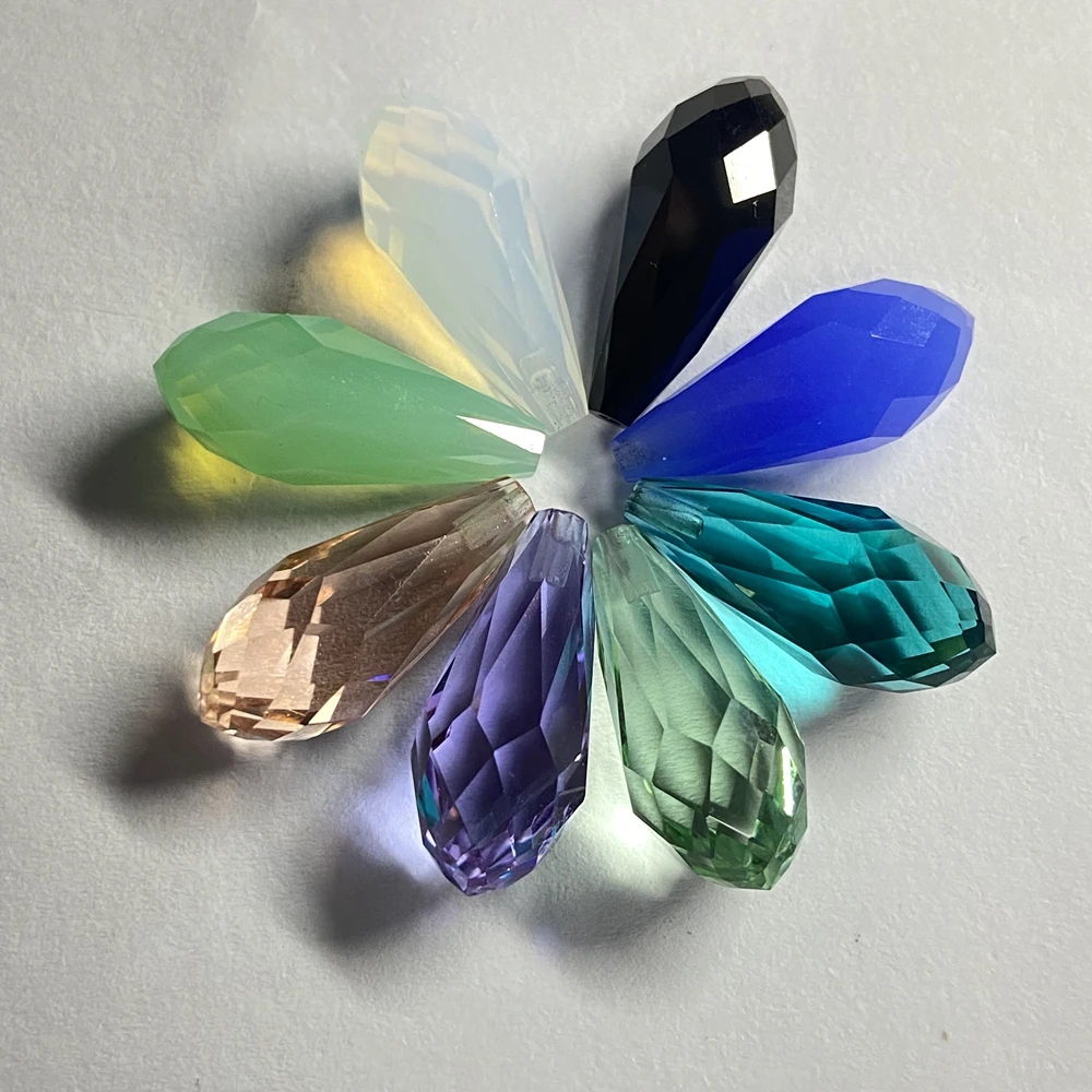 Meisidian 5A Quality 8.5X19.5mm Half Hole Wholesale Water Drop Briolette Cut Faceted Beads Glass Crystal For Jewelry Making
Meisidian 5A Quality 8.5X19.5mm Half Hole Wholesale Water Drop Briolette Cut Faceted Beads Glass Crystal For Jewelry Making