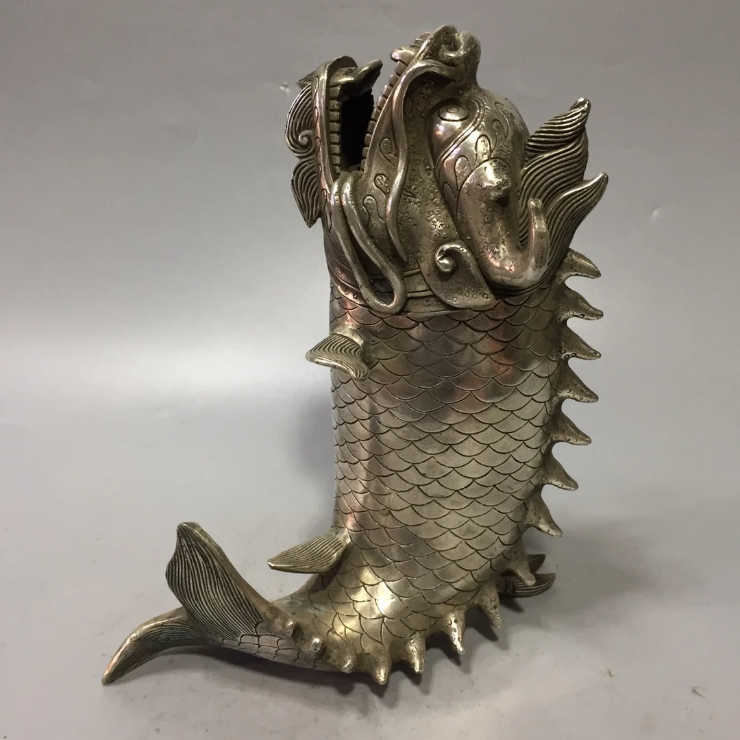 Antique made old white copper plated silver dragon fish incense burner home decoration 
Antique made old white copper plated silver dragon fish incense burner home decoration