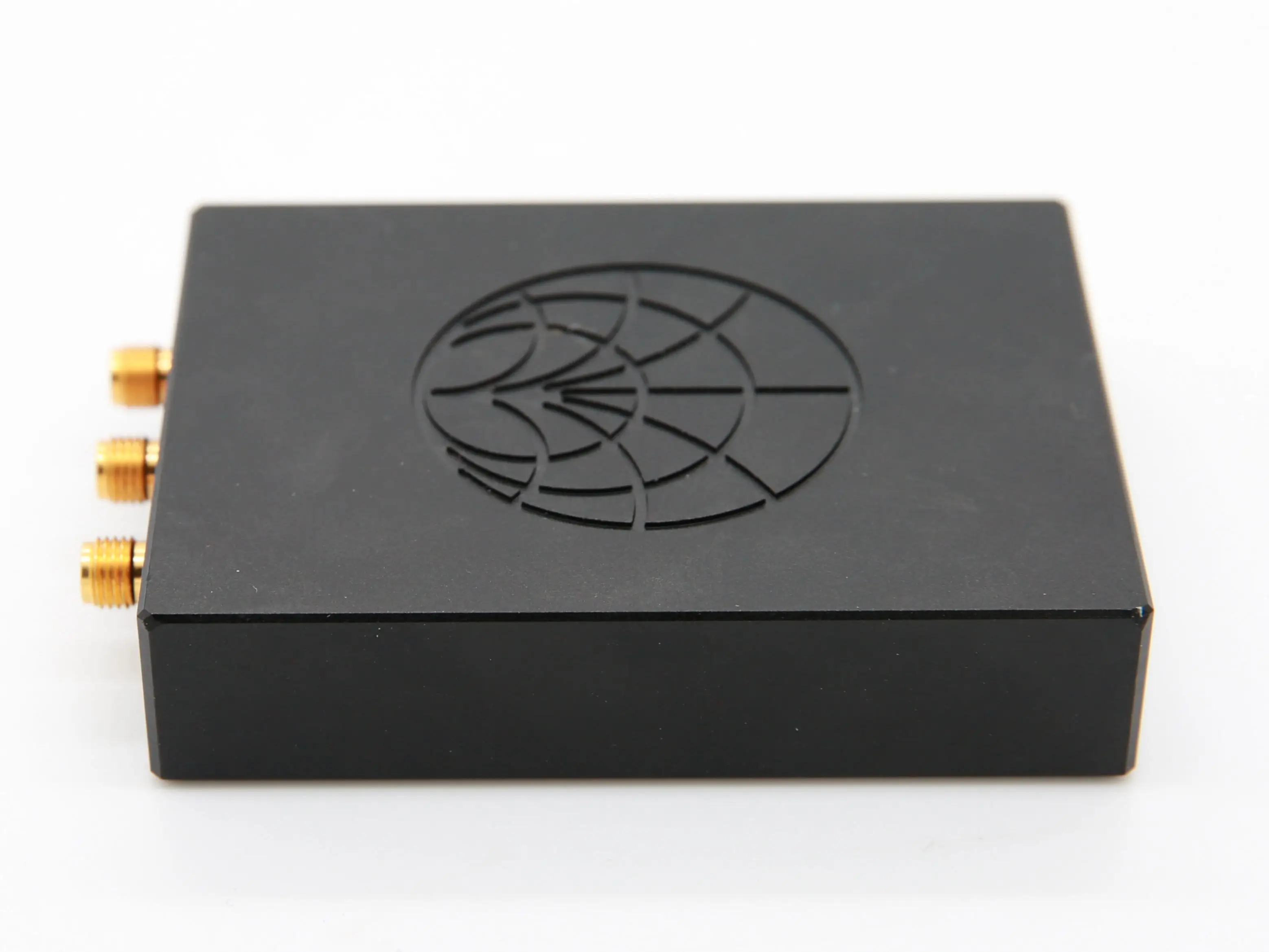 70M–6GHz SDR Software Defined Radio USB 3.0 Compatible with USRP B205 mini +Metal case
70M–6GHz SDR Software Defined Radio USB 3.0 Compatible with USRP B205 mini +Metal case