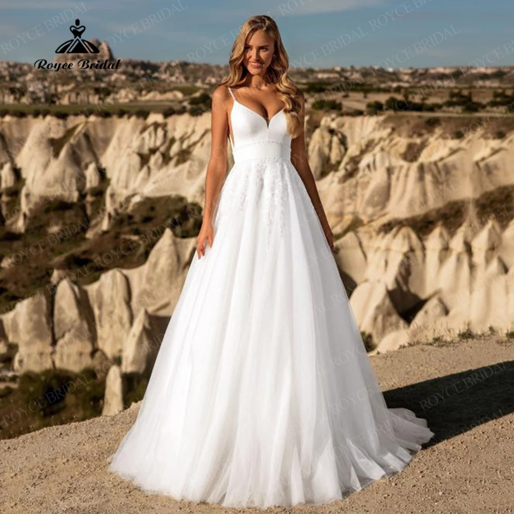 Boho A-Line Wedding Dress 2022 Princess Spaghetti Straps Lace Appliques Vintage Bride Gowns Sweetheart Neck Sweep Train vestido
Boho A-Line Wedding Dress 2022 Princess Spaghetti Straps Lace Appliques Vintage Bride Gowns Sweetheart Neck Sweep Train vestido