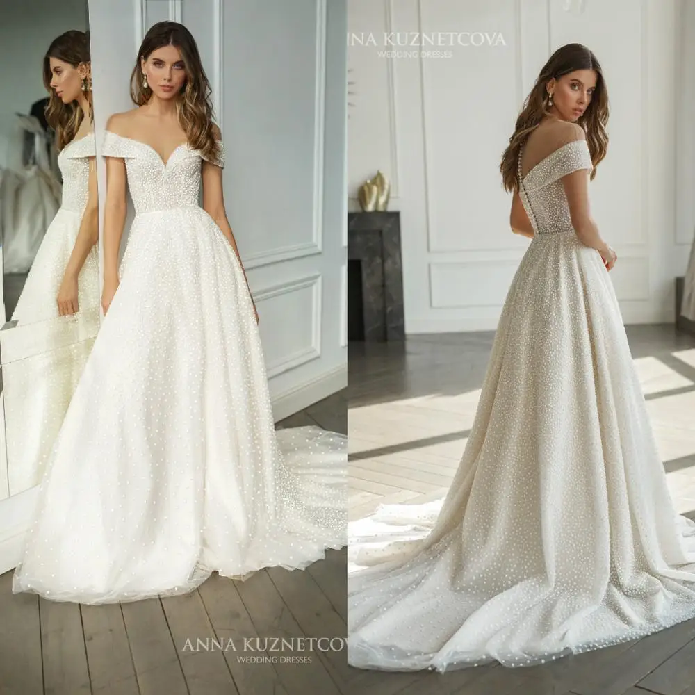 Lace Wedding Dresses Off Shoulder Full Beads Bridal Gowns Custom Made Button Back Sweep Train A Line Robe De Mariee
Lace Wedding Dresses Off Shoulder Full Beads Bridal Gowns Custom Made Button Back Sweep Train A Line Robe De Mariee