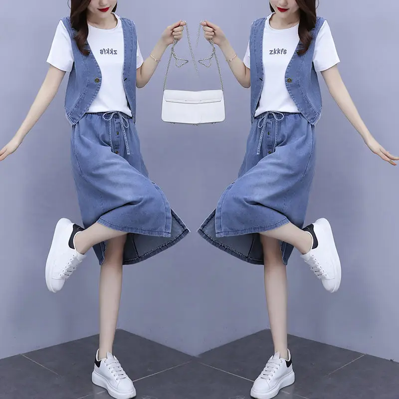 Casual Denim Vest Suits Women 2022 Summer New Korean Fashion 5XL Loose Denim Waistcoat Two Piece Skirts Trend aq582
Casual Denim Vest Suits Women 2022 Summer New Korean Fashion 5XL Loose Denim Waistcoat Two Piece Skirts Trend aq582