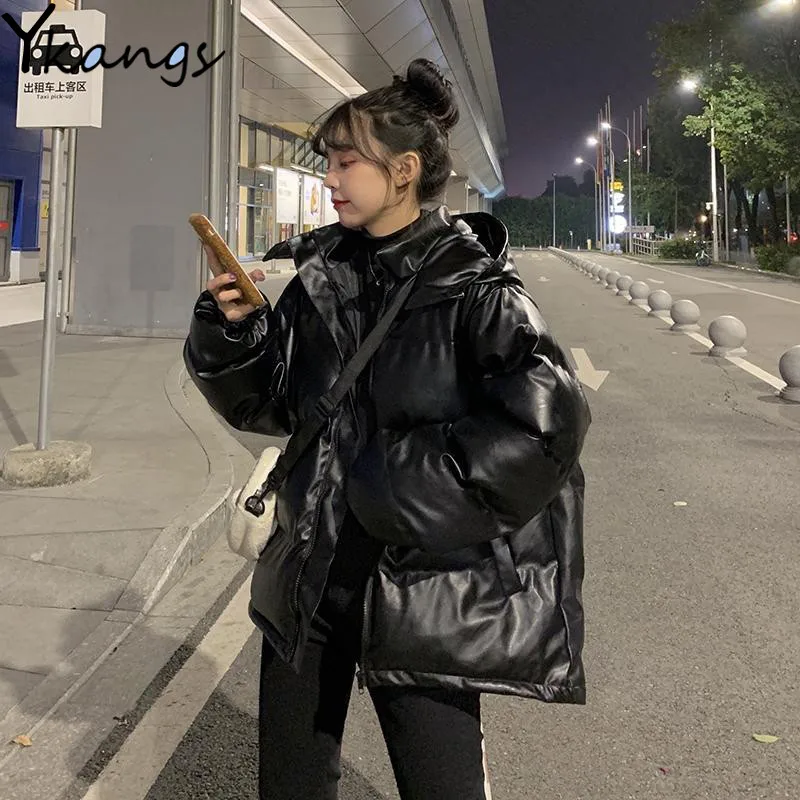 Winter 2020 New PU Leather Hooded Jacket Women Korean Loose Black Warm Thick Cotton-Padded Coat Chaqueta Mujer Female Clothing
Winter 2020 New PU Leather Hooded Jacket Women Korean Loose Black Warm Thick Cotton-Padded Coat Chaqueta Mujer Female Clothing