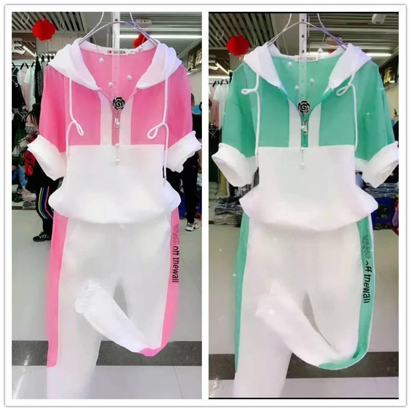 Summer 2025 Women's Loose Tracksuit Casual Fashion Short Sleeve Hooded Top with Pants 2 TwoPiece Set Sweat Suit for Women
Summer 2025 Women's Loose Tracksuit Casual Fashion Short Sleeve Hooded Top with Pants 2 TwoPiece Set Sweat Suit for Women