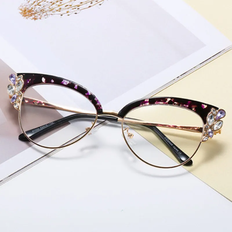 Fashion Luxury Diamond-studded Anti-blue Cat's Eye Prom Party Decoration Glasses Women Trend Personality Flat Mirror Eyeglasses
Fashion Luxury Diamond-studded Anti-blue Cat's Eye Prom Party Decoration Glasses Women Trend Personality Flat Mirror Eyeglasses