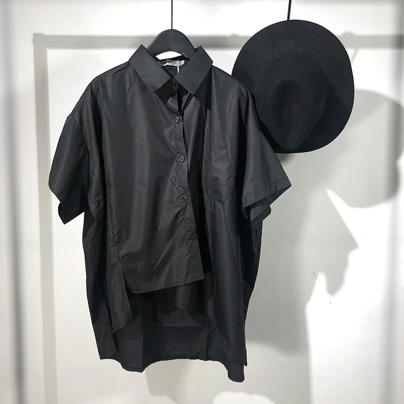 Men's Short Sleeve Shirt Summer New Dark Lapel Irregular Design Before Short After Long Personality Versatile Shirt
Men's Short Sleeve Shirt Summer New Dark Lapel Irregular Design Before Short After Long Personality Versatile Shirt