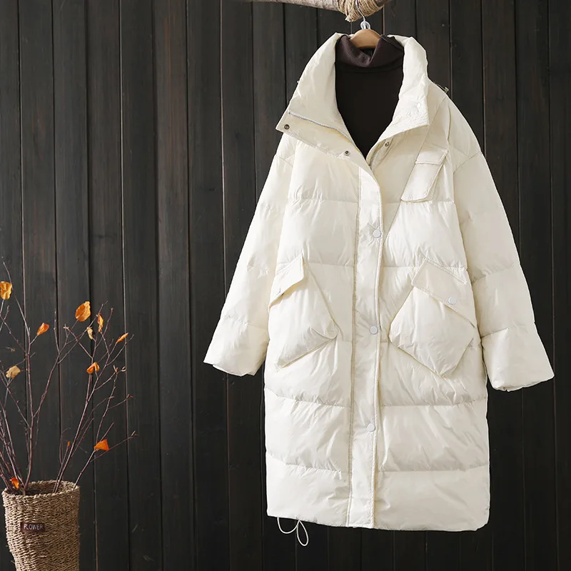 Vintage Stand Collar Loose Thicken White Duck Down Jackets 2021 Winter Patchwork Pockets Women Down Coats Elegant Female Jackets
Vintage Stand Collar Loose Thicken White Duck Down Jackets 2021 Winter Patchwork Pockets Women Down Coats Elegant Female Jackets