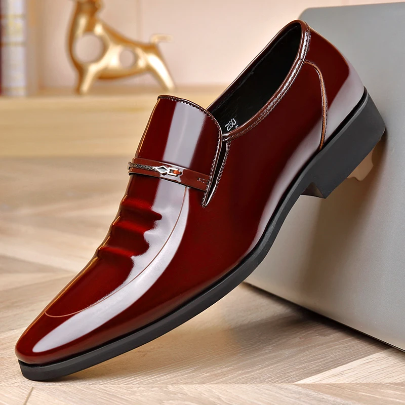 2021 Fashion Genuine Leather Wedding Dress Pointed Shoes Mens Footwear business attire Slip-on Men's Flats mens glitter shoes
2021 Fashion Genuine Leather Wedding Dress Pointed Shoes Mens Footwear business attire Slip-on Men's Flats mens glitter shoes
