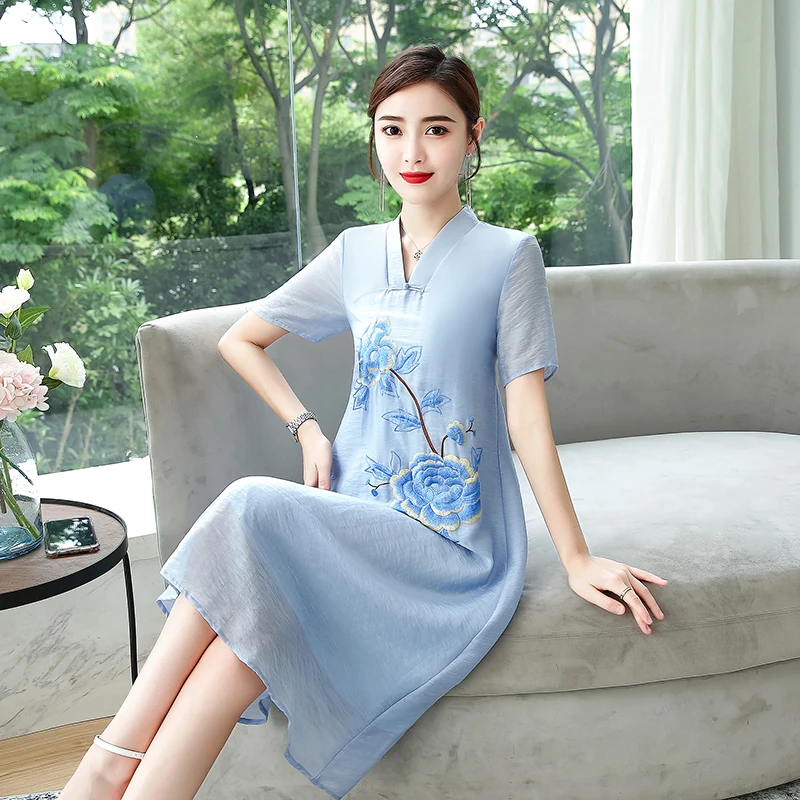 2021 Elegant Silk Solid Color Embroidery Slim Women Summer Dresses Plus Size Female Dresses Floral V-Neck Dress
2021 Elegant Silk Solid Color Embroidery Slim Women Summer Dresses Plus Size Female Dresses Floral V-Neck Dress
