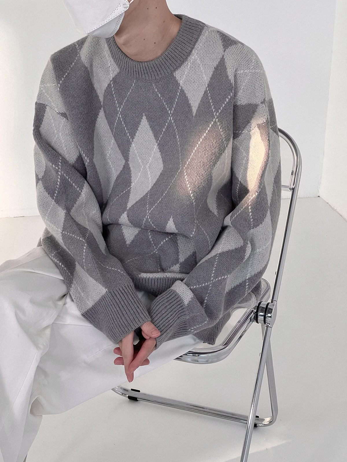 Diamond sweater men's autumn and winter thickened round neck sweater boys pullover sweater loose wild
Diamond sweater men's autumn and winter thickened round neck sweater boys pullover sweater loose wild