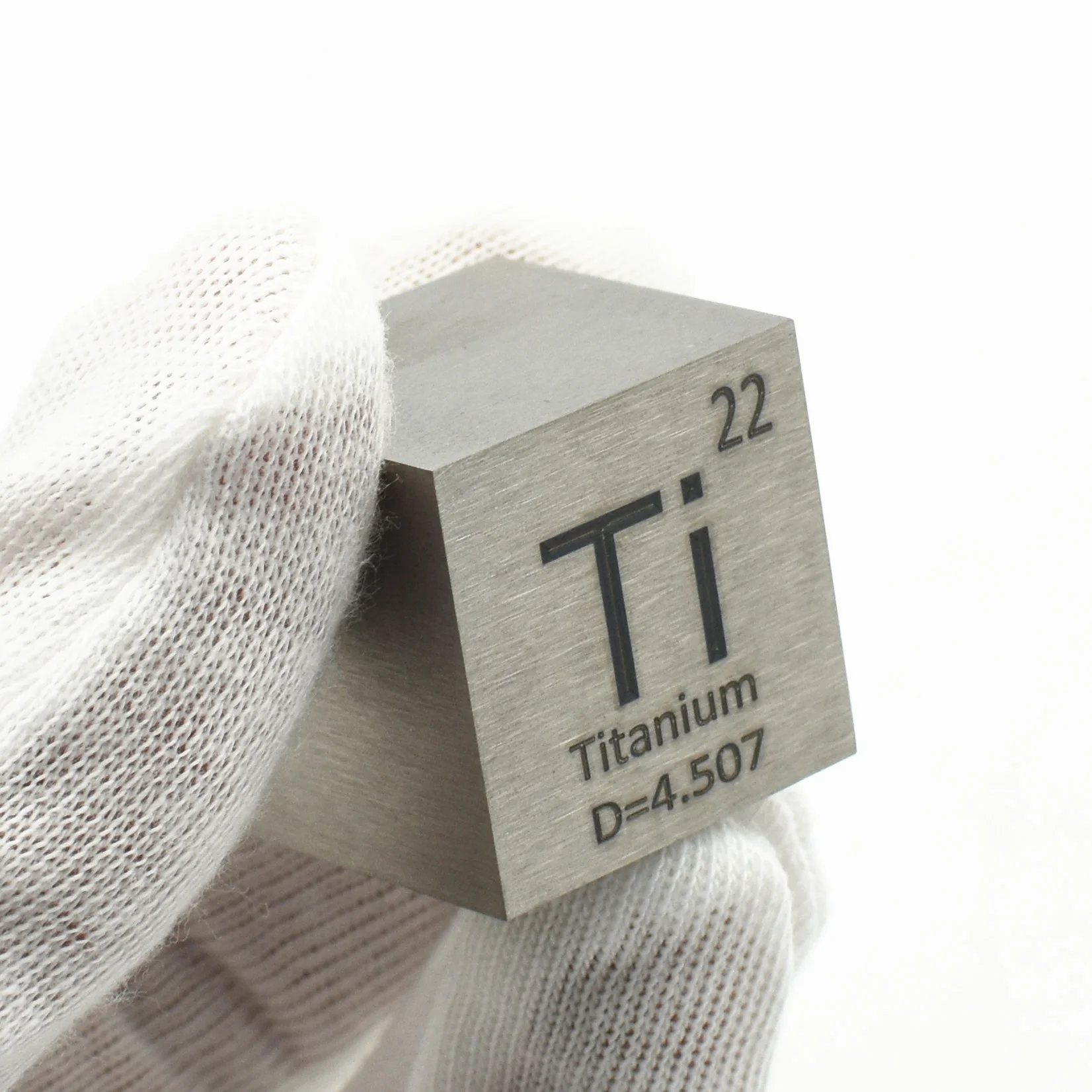 1 Inch Titanium Cube Space Metal Density Cubes Ti 99.5% Pure for Element Collection DIY Hobbies Crafts Display 25.4 mm
1 Inch Titanium Cube Space Metal Density Cubes Ti 99.5% Pure for Element Collection DIY Hobbies Crafts Display 25.4 mm
