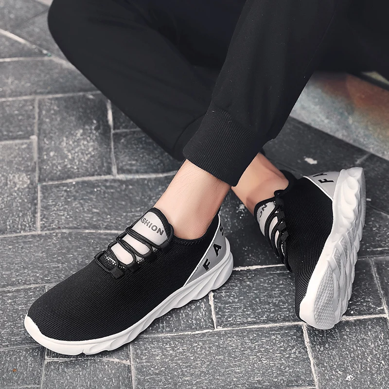 2019 Hot Sale Four Seasons Running Shoes for Men Lace-up Athletic Trainers Zapatillas Sports Shoes Men Outdoor Walking Sneakers
2019 Hot Sale Four Seasons Running Shoes for Men Lace-up Athletic Trainers Zapatillas Sports Shoes Men Outdoor Walking Sneakers
