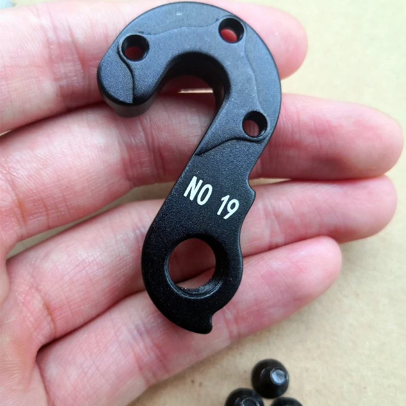 5pcs CNC Bicycle derailleur hanger MECH dropout For CANYON No.19 Grand Canyon AL 2011-2013 Nerve AM MR XC 2012 Grand Canyon CF
5pcs CNC Bicycle derailleur hanger MECH dropout For CANYON No.19 Grand Canyon AL 2011-2013 Nerve AM MR XC 2012 Grand Canyon CF
