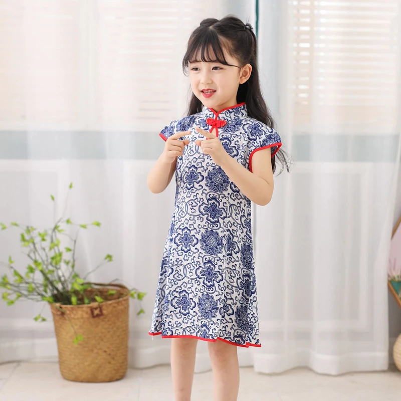 Summer girl cheongsam Chinese children Hanfu Kids Tang suit cute daily children cheongsam dress princess skirt baby girl clothes
Summer girl cheongsam Chinese children Hanfu Kids Tang suit cute daily children cheongsam dress princess skirt baby girl clothes