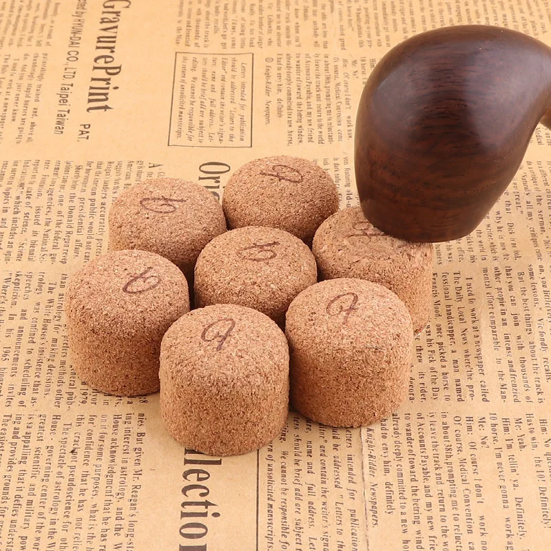 2Pcs Smoking Accessories Wood Smoking Pipe Cork Knockers Tobacco Pipe Soft Wooden Cork Stopper Cleaning Tool Paste Ashtray
2Pcs Smoking Accessories Wood Smoking Pipe Cork Knockers Tobacco Pipe Soft Wooden Cork Stopper Cleaning Tool Paste Ashtray