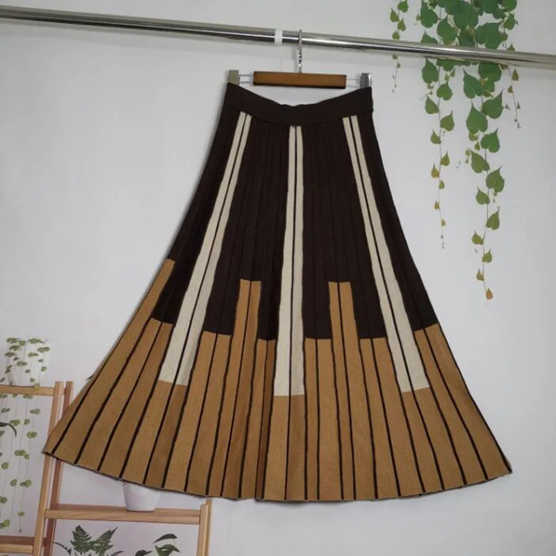 Autumn Winter Vintage High Waist Elastic Pleated Skirt Korean New Pleated Knitted Contrast Vertical Striped Mid-length Skirt
Autumn Winter Vintage High Waist Elastic Pleated Skirt Korean New Pleated Knitted Contrast Vertical Striped Mid-length Skirt