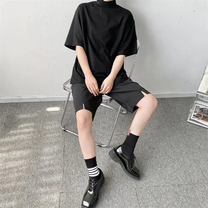 Men's Suit Shorts Summer New Personality Slit Classic Retro Straight Tube British Leisure Versatile Loose Oversized Shorts
Men's Suit Shorts Summer New Personality Slit Classic Retro Straight Tube British Leisure Versatile Loose Oversized Shorts